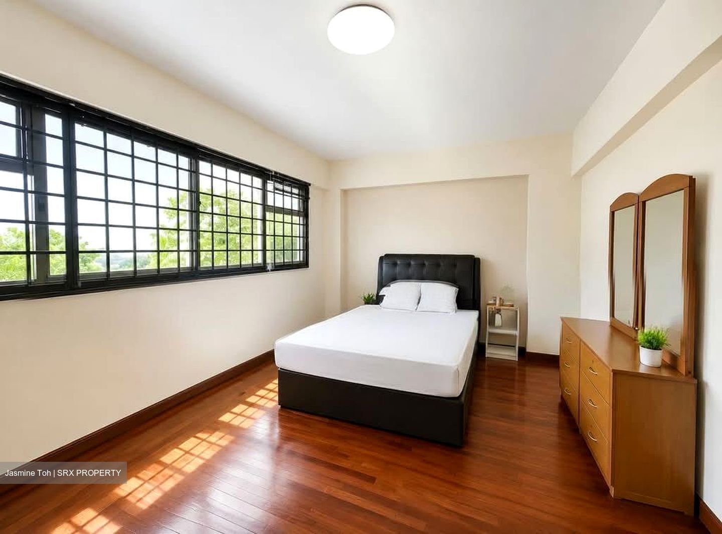 Blk 712 Hougang Avenue 2 (Hougang), HDB Executive #599640301